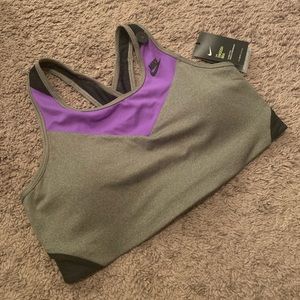 Nike Swoosh Bra